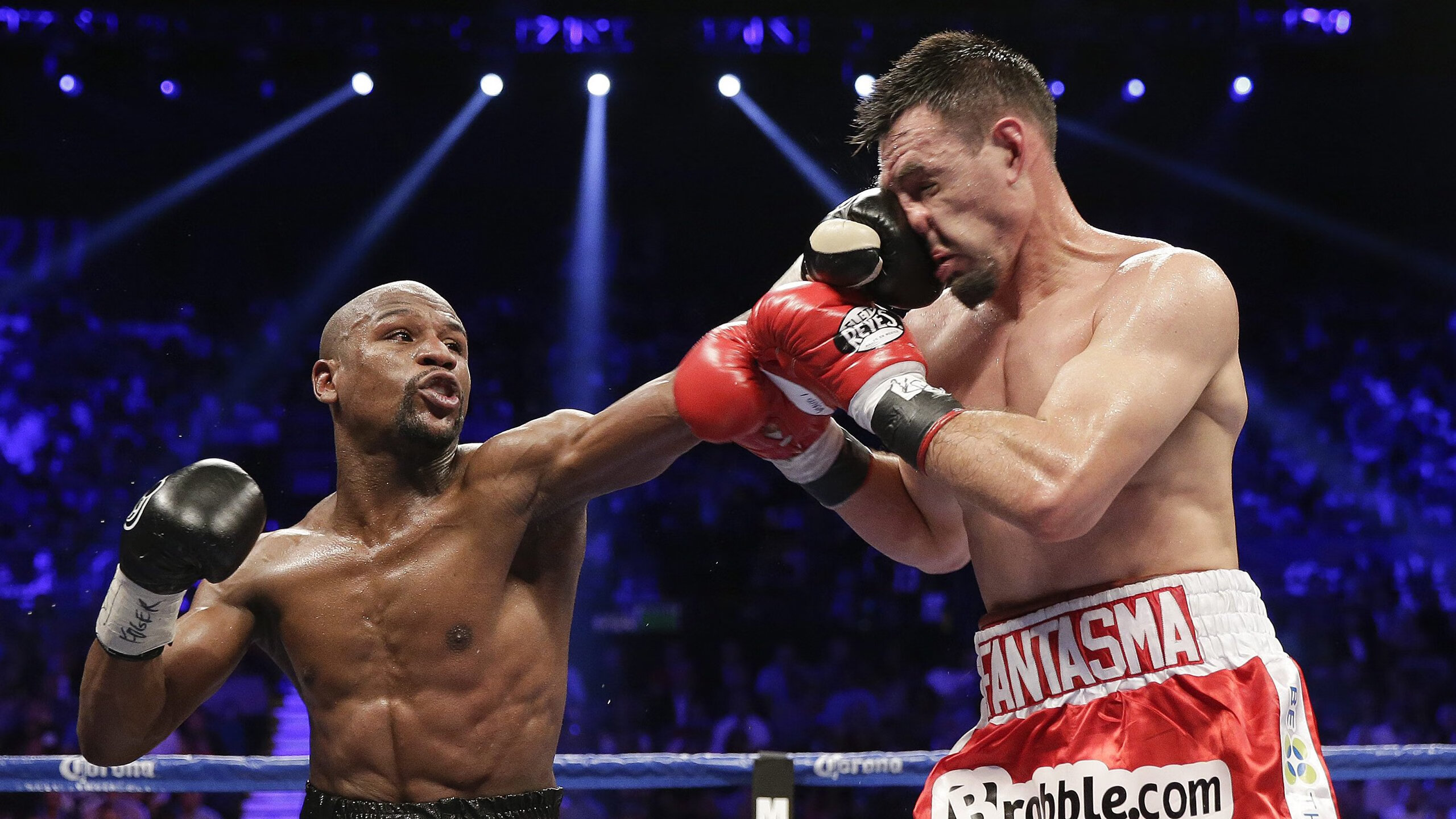 中美篮球对话震撼上演!独行侠客场轻取浙江,杰伦·格林狂砍38分点燃全场